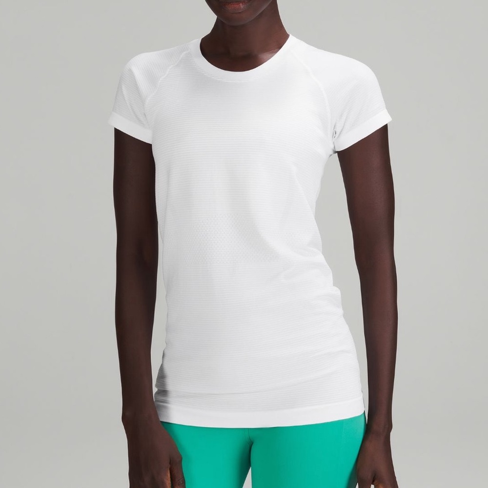 Lululemon Swiftly Tech Tee - White, size 6